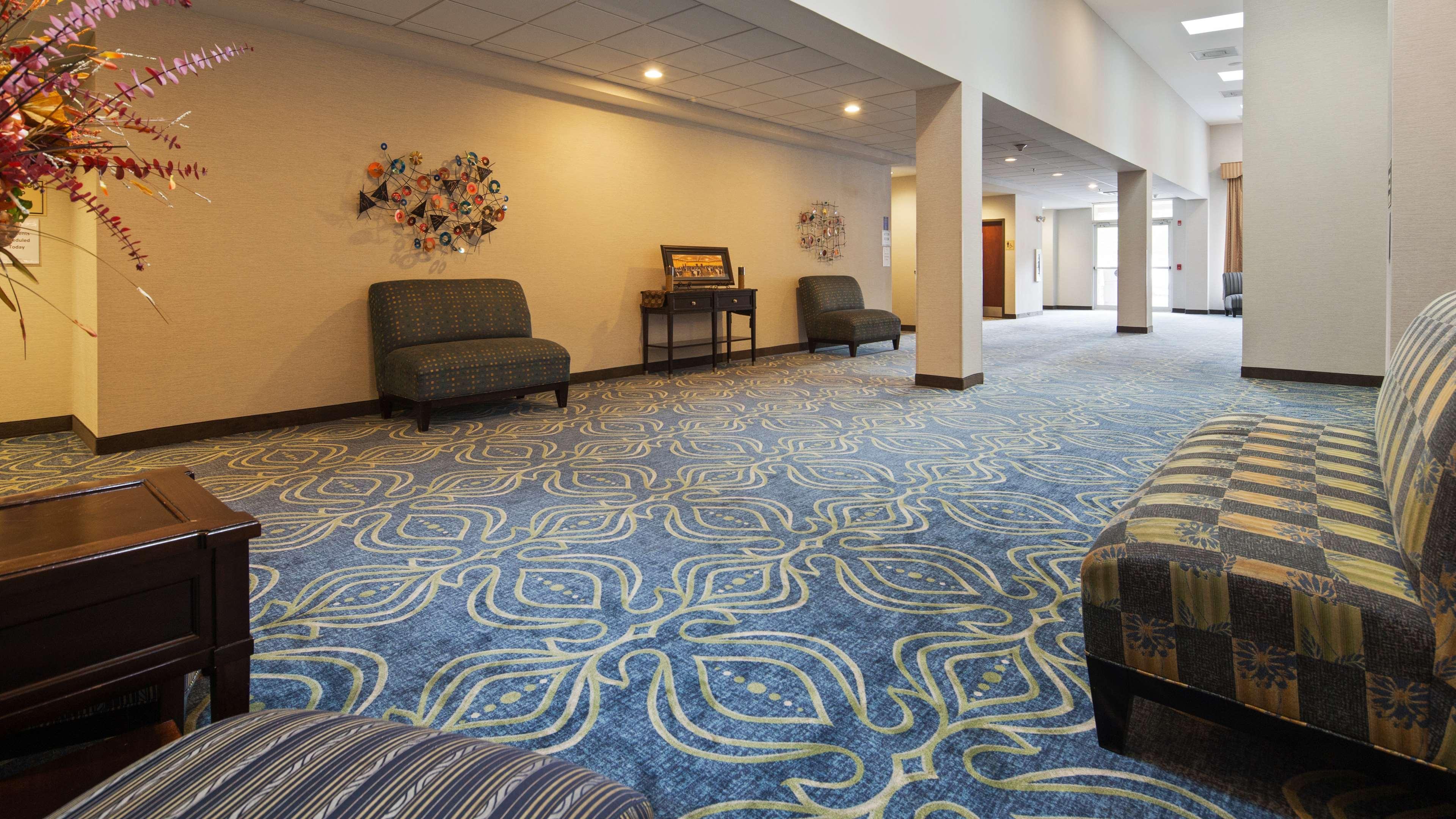 Best Western Plus Waynesboro Exterior photo