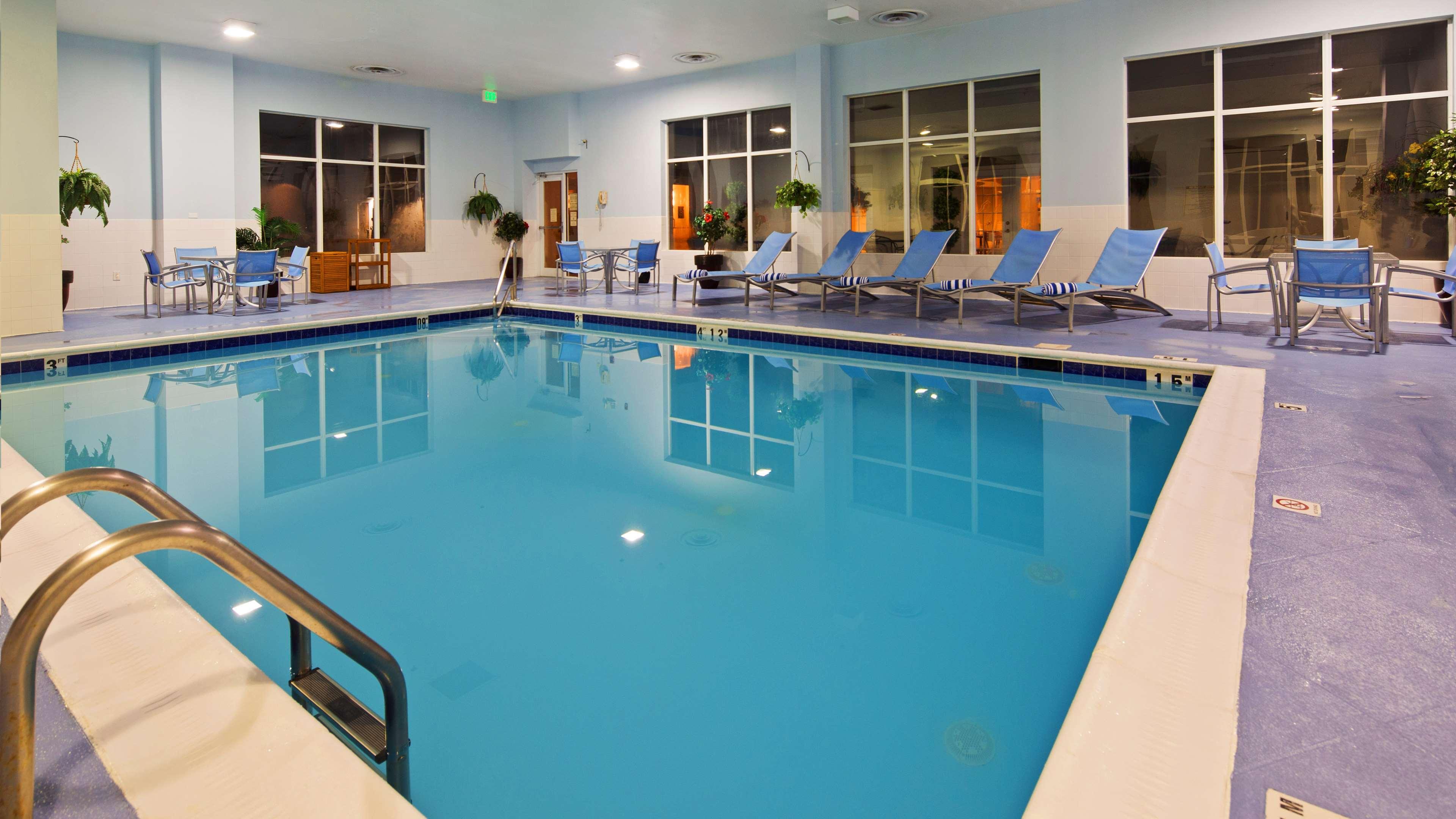 Best Western Plus Waynesboro Exterior photo