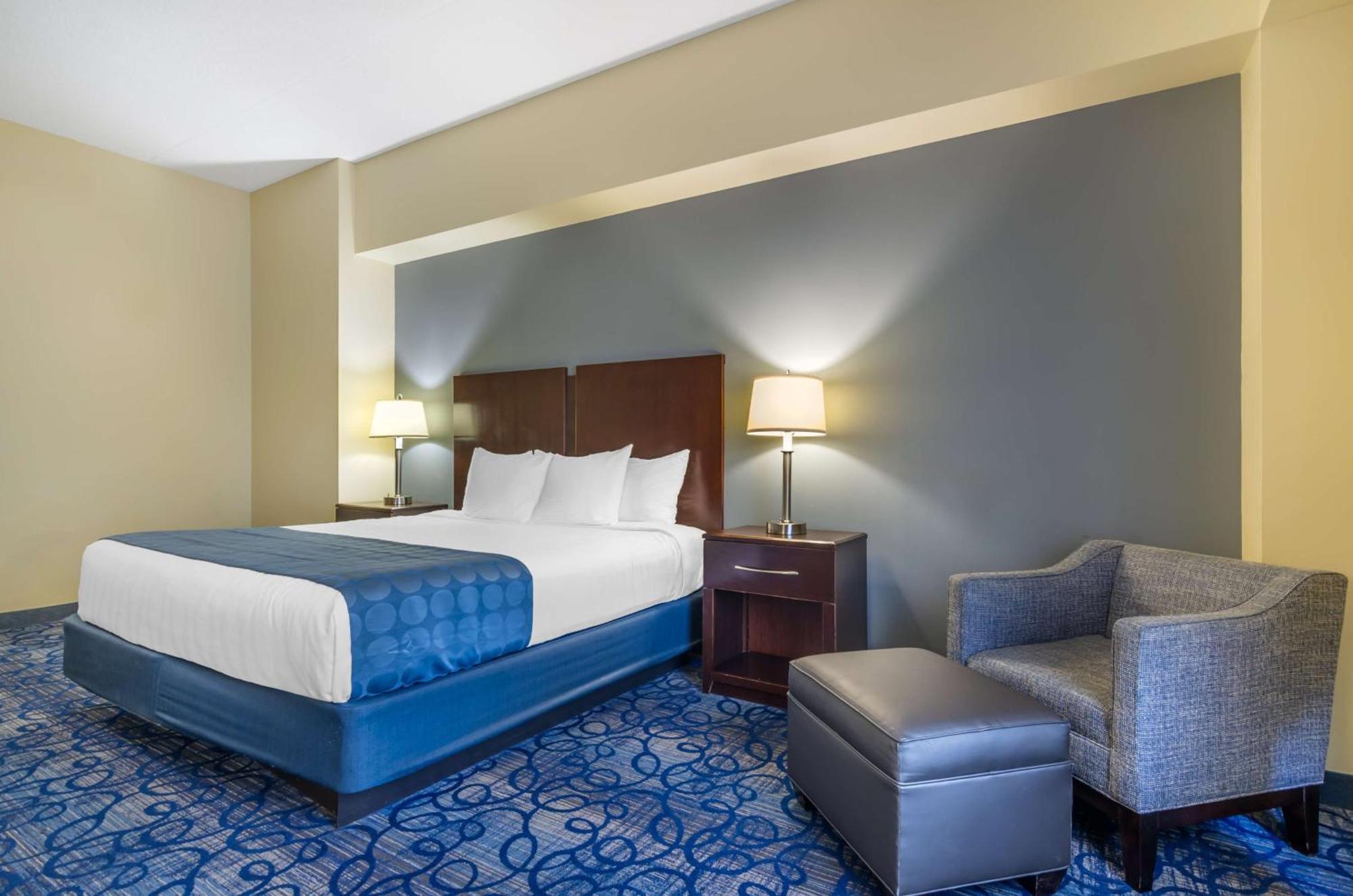 Best Western Plus Waynesboro Exterior photo