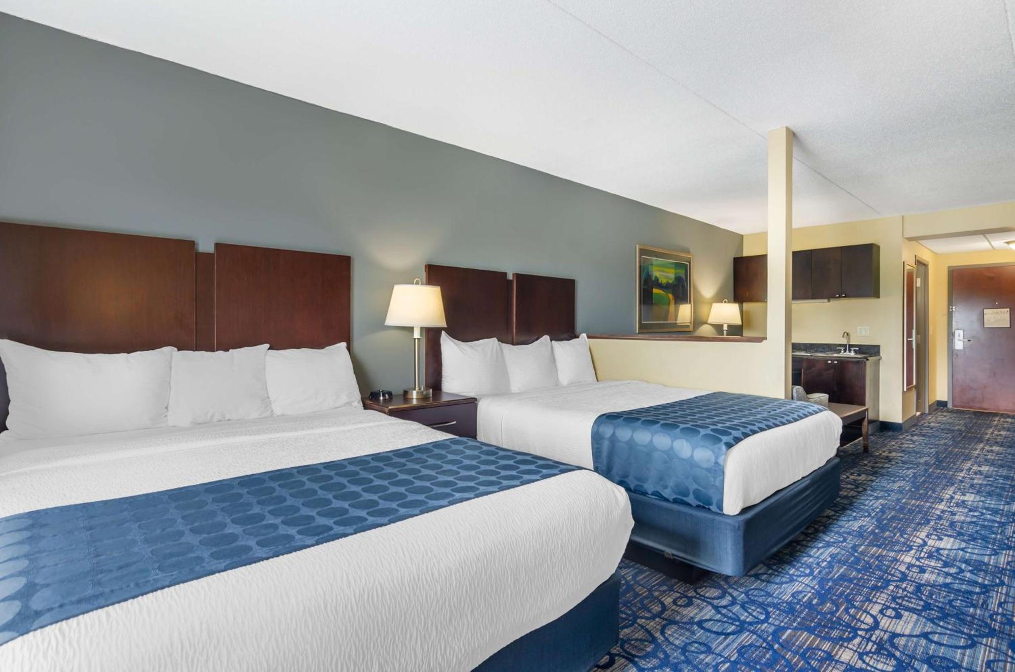 Best Western Plus Waynesboro Exterior photo