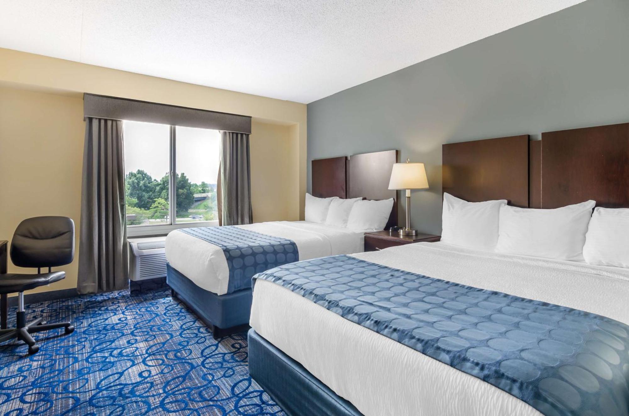 Best Western Plus Waynesboro Exterior photo