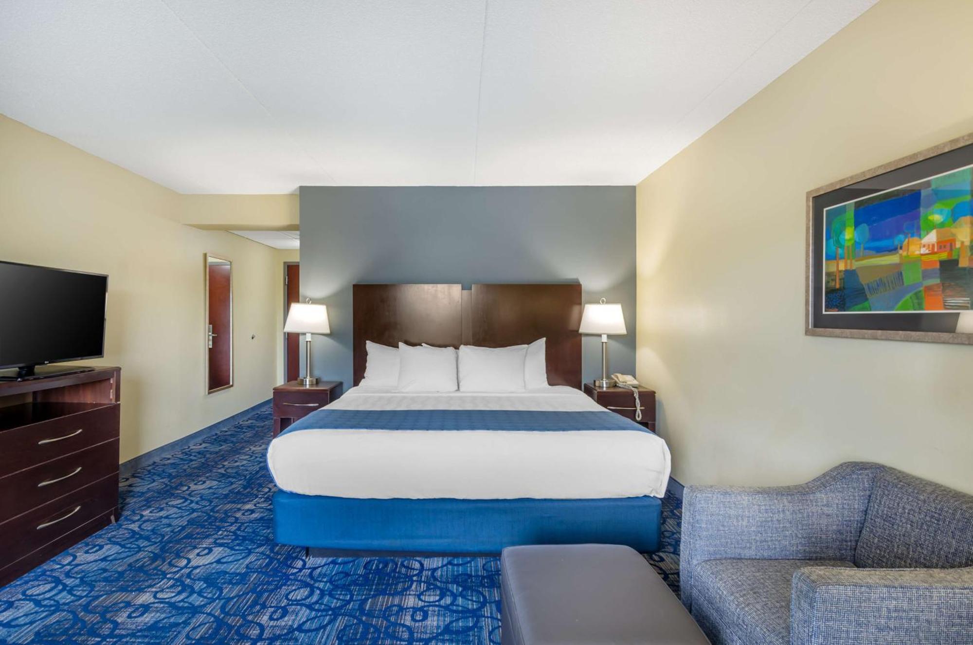 Best Western Plus Waynesboro Exterior photo