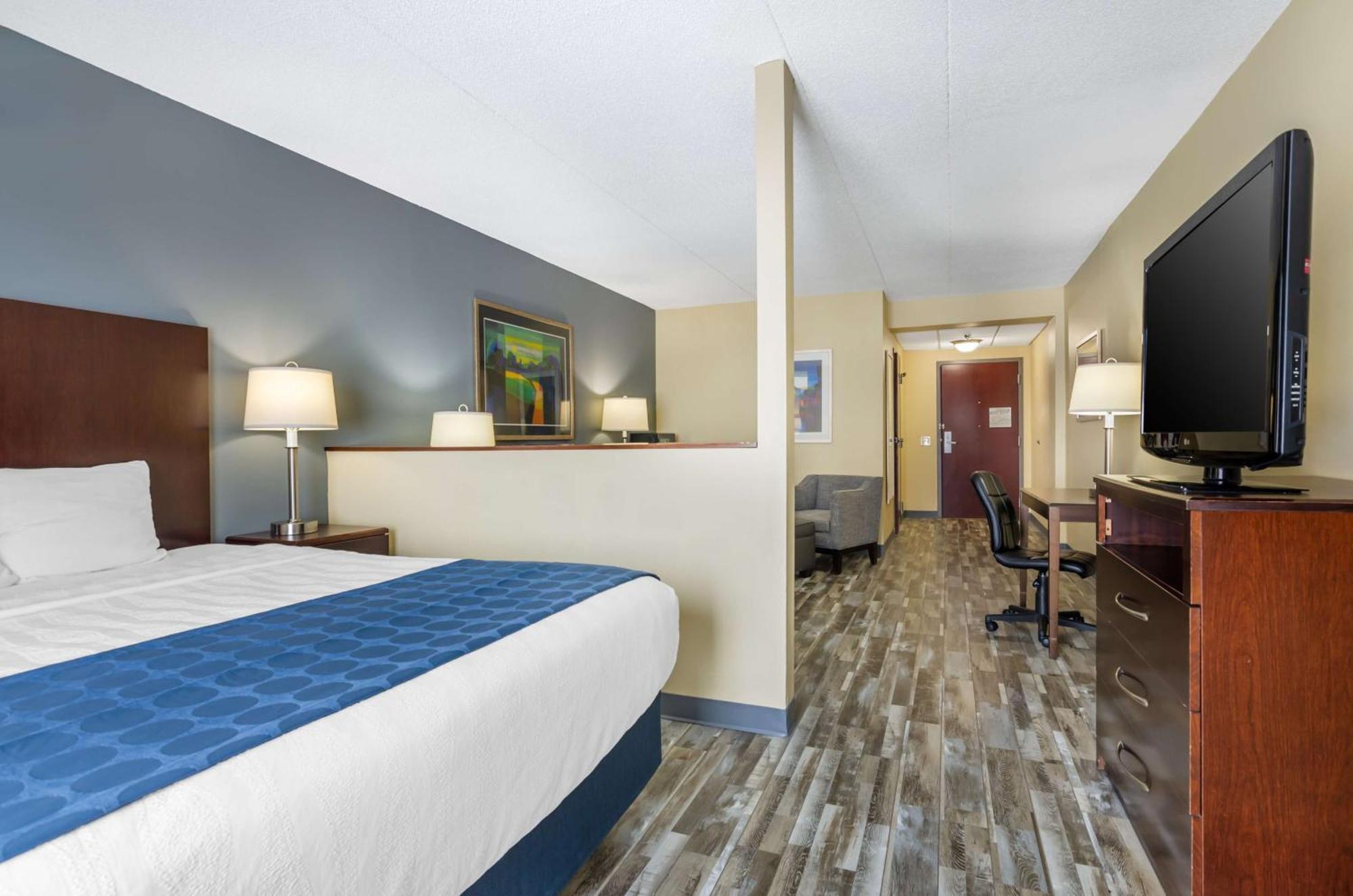 Best Western Plus Waynesboro Exterior photo