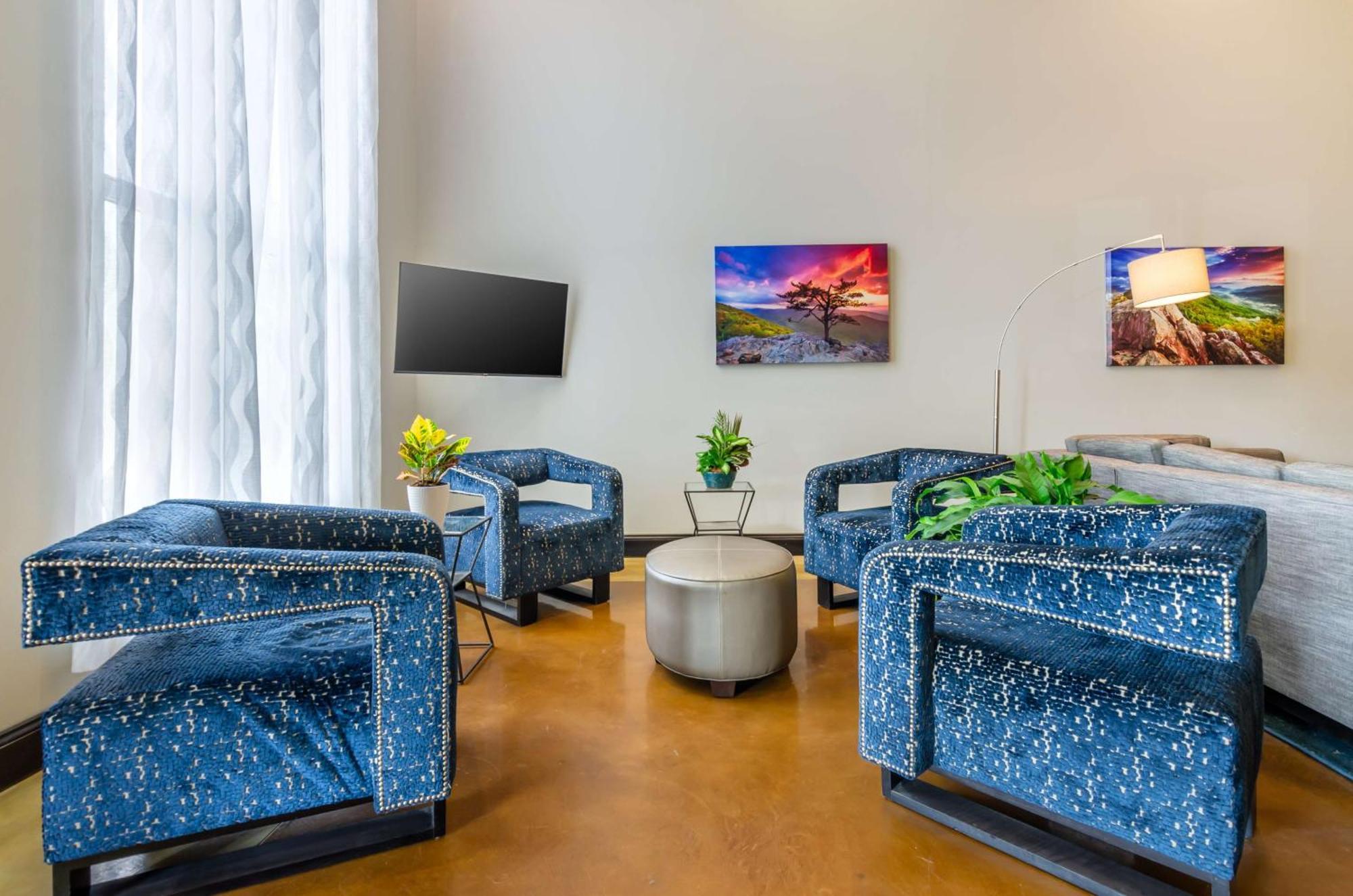 Best Western Plus Waynesboro Exterior photo