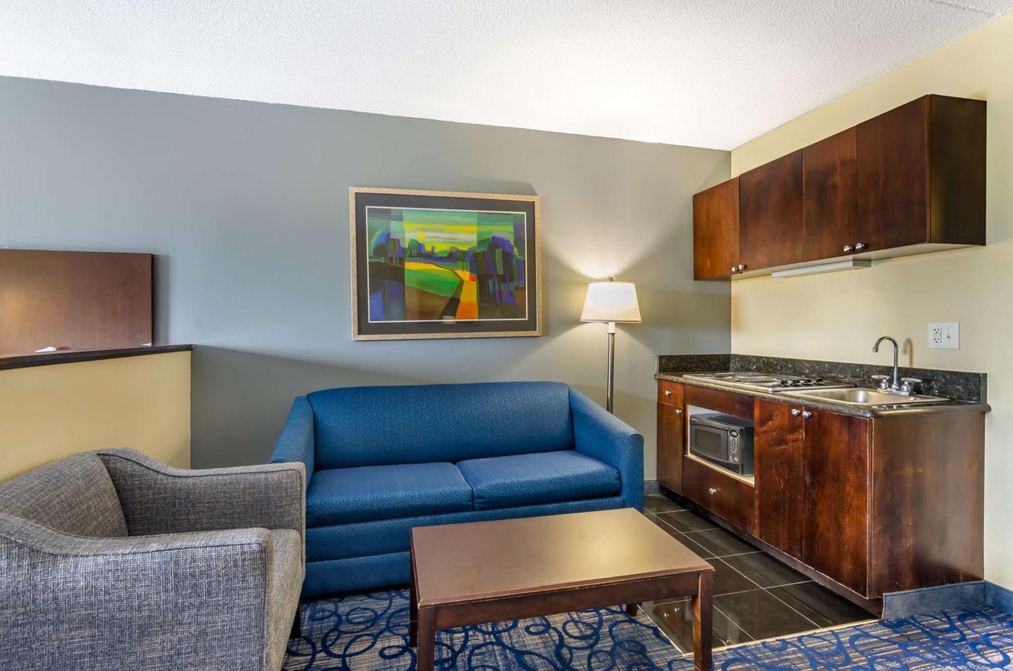 Best Western Plus Waynesboro Exterior photo