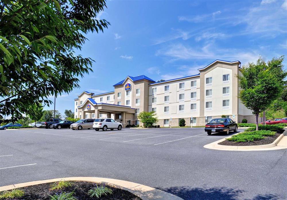 Best Western Plus Waynesboro Exterior photo